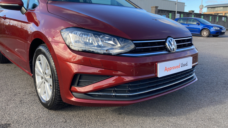 Volkswagen Golf SV 1.5 TSI EVO 130 SE [Nav] 5dr DSG Petrol Hatchback